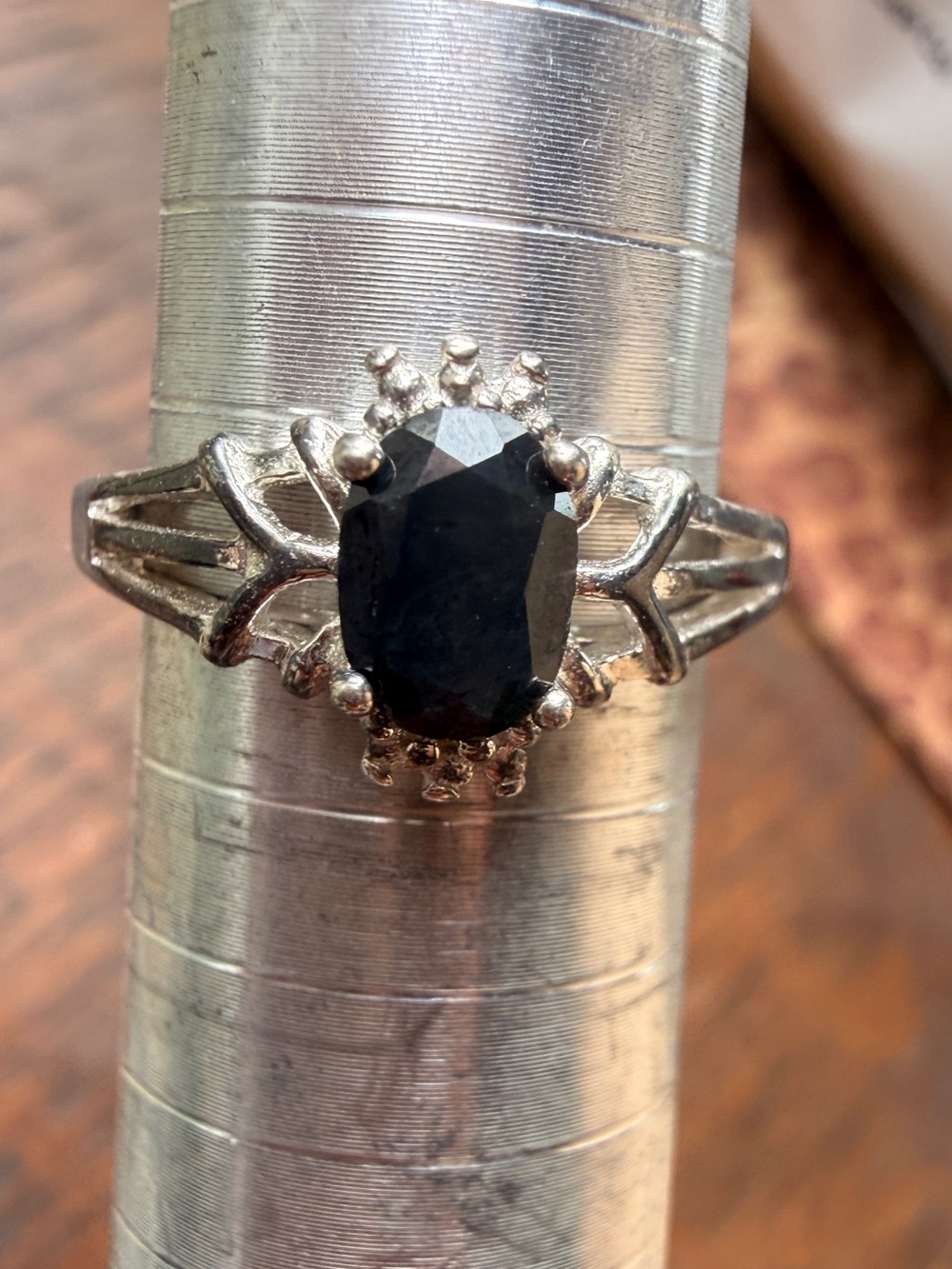 VTG Black Sapphire Ring - Size 7 - Picture 4 of 16